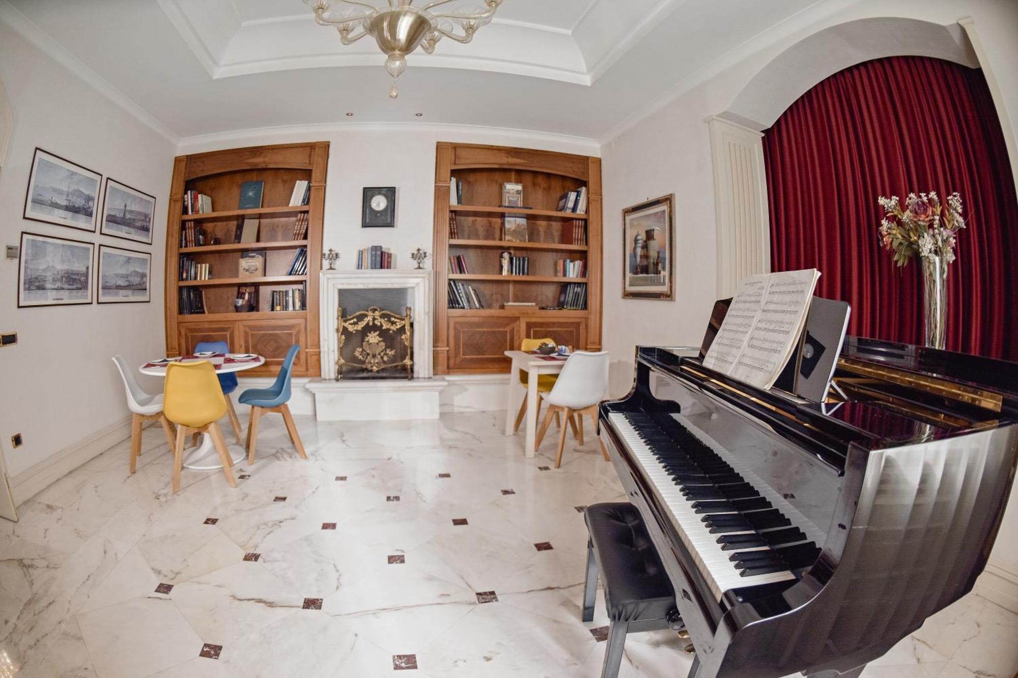 Al Centro Luxury Home Казерта Екстер'єр фото